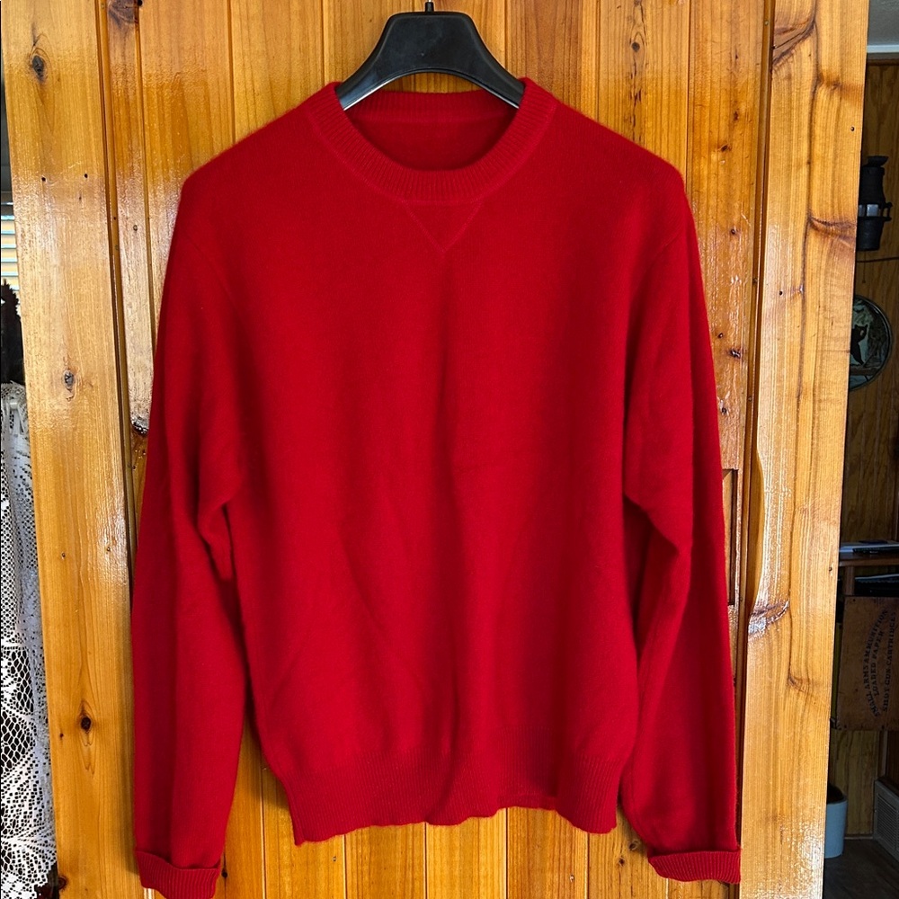 Elegant Red Women's Cashmere Sweater